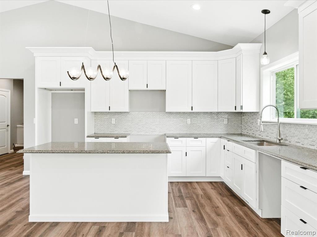 9711 CRAWFORD, Columbus, MI — Photo 5
