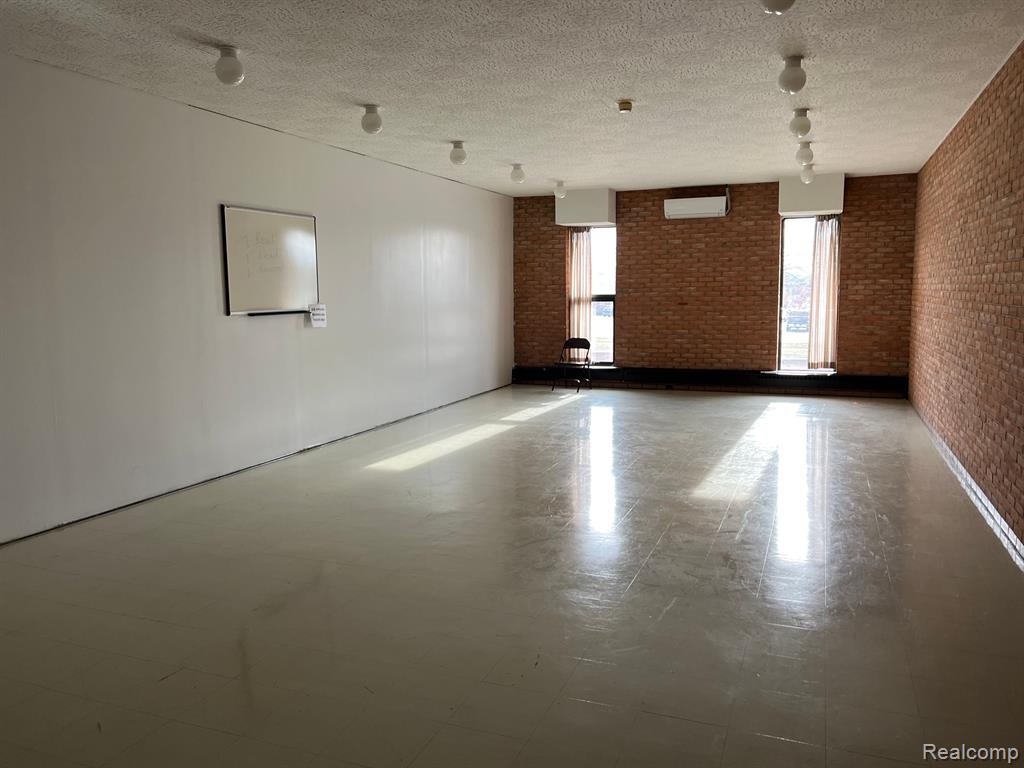 615 S JEFFERSON Avenue, Saginaw, MI 48607 — Photo 36