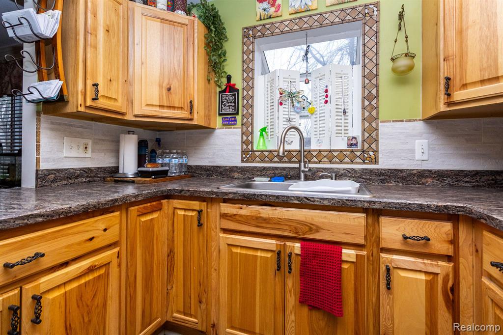 4218 CULVER Street, Dearborn Heights, MI 48125 — Photo 7