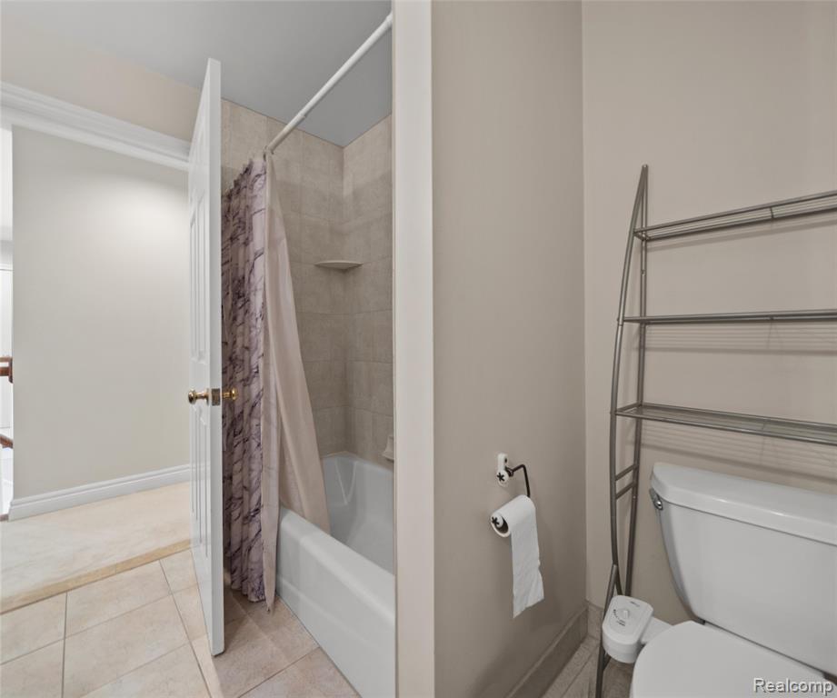 17747 PARKSHORE Drive, Northville, MI 48168 — Photo 60