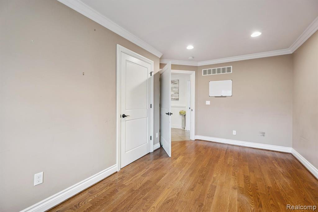 56565 10 MILE Road, South Lyon, MI 48178 — Photo 22