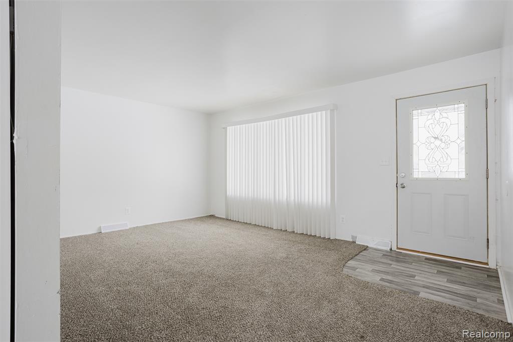 6627 Orange Lane, Flint, MI 48505 — Photo 12