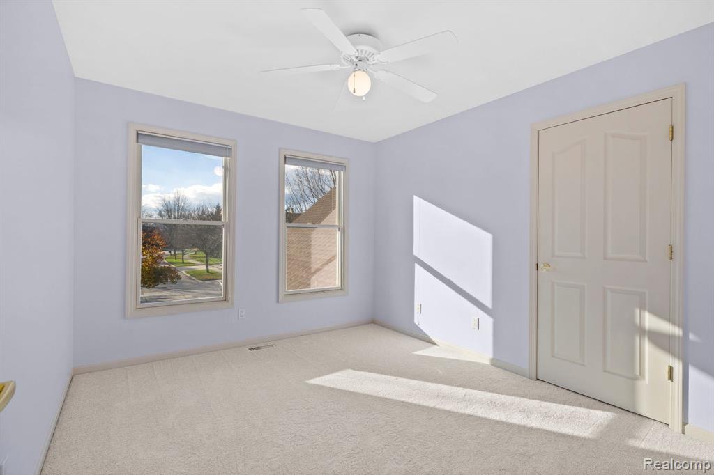 433 TORRINGTON Drive W, Canton, MI 48188 — Photo 29