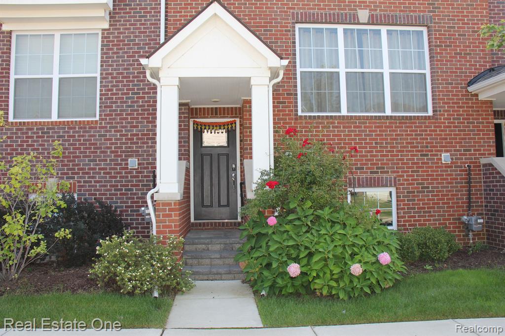 47757 ALDEN TERRACE N, Northville, MI