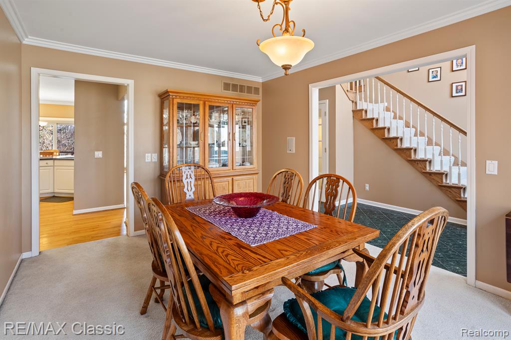 6904 GRANGER Drive, Troy, MI 48098 — Photo 14