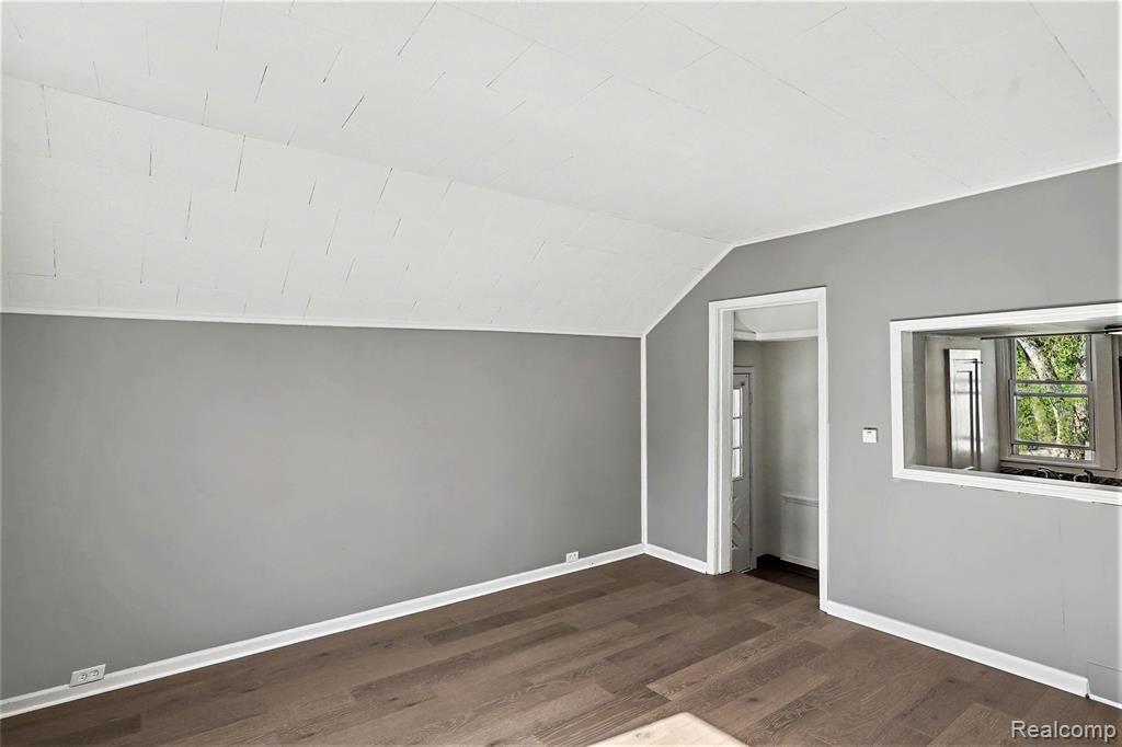 512 S Broad Street, Holly, MI 48442 — Photo 14