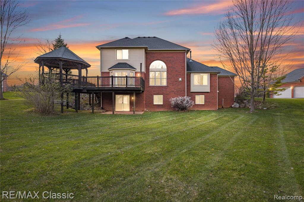 4930 Menominee Lane, Clarkston, MI 48348 — Photo 84