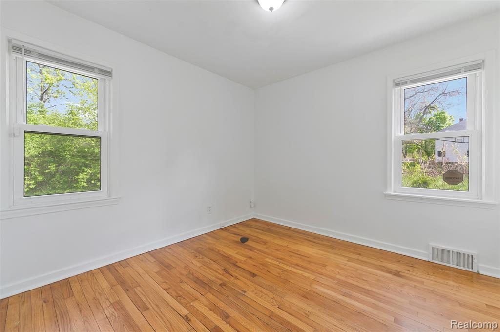 19674 Irvington Street, Highland Park, MI 48203 — Photo 18