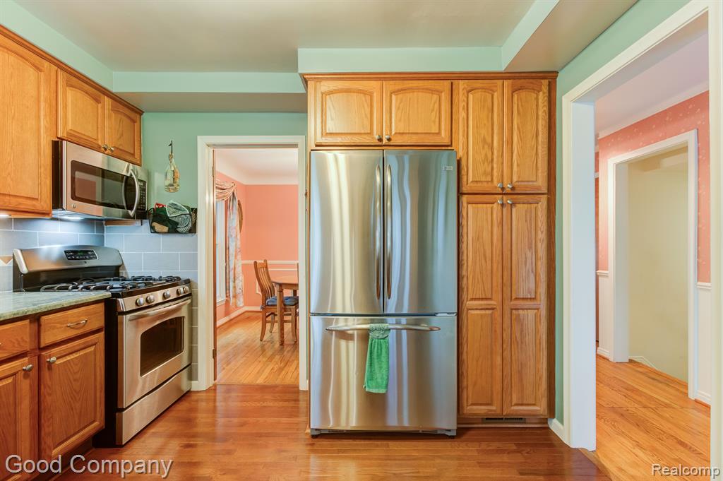 4008 PARKVIEW Drive, Royal Oak, MI 48073 — Photo 8