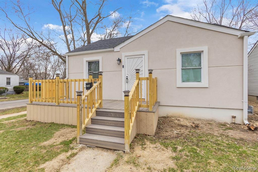 8401 Fielding Street, Detroit, MI 48228 — front exterior