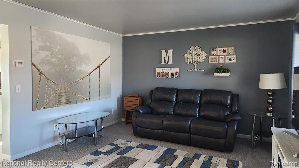 6927 HUBBARD Street, Garden City, MI — Photo 13