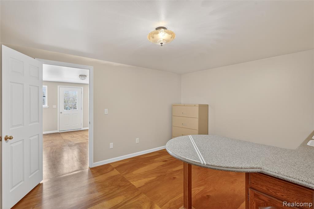 9624 Bridge Lake Road, Clarkston, MI 48348 — Photo 11