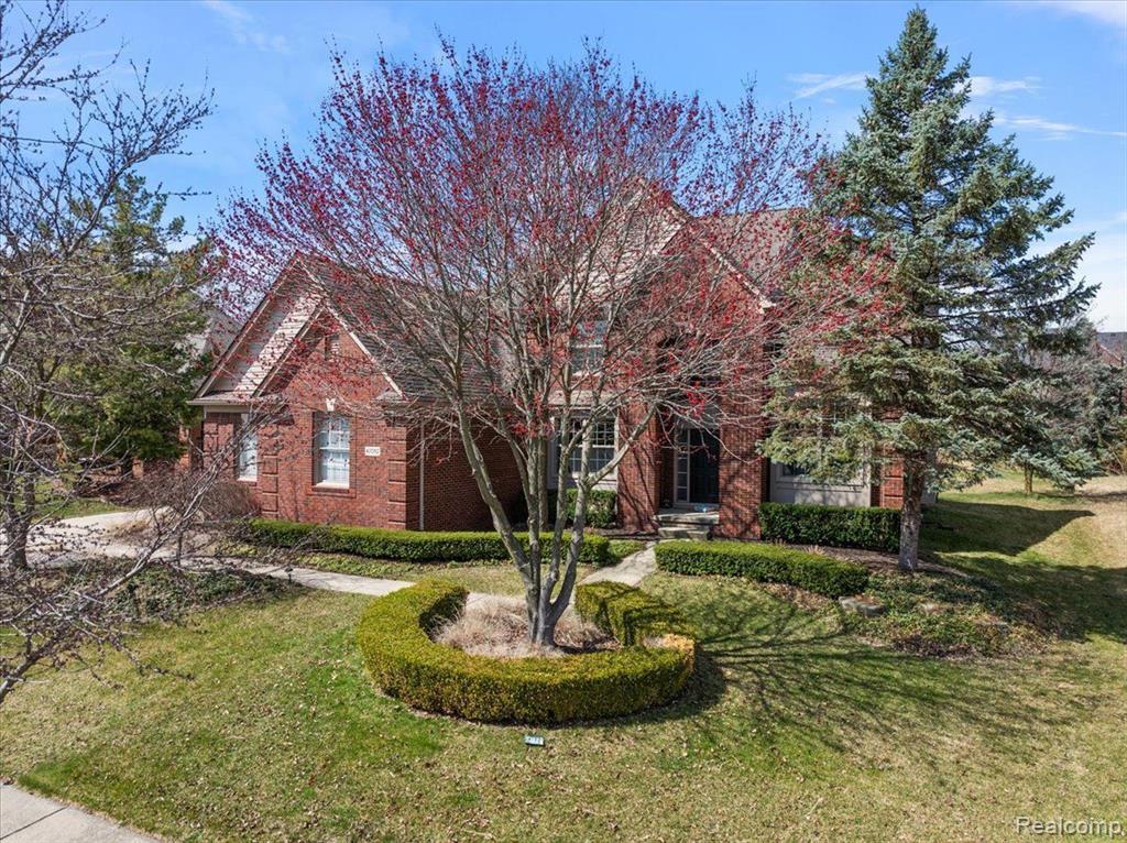 47082 NORTHUMBERLAND Street, Novi, MI — Photo 4
