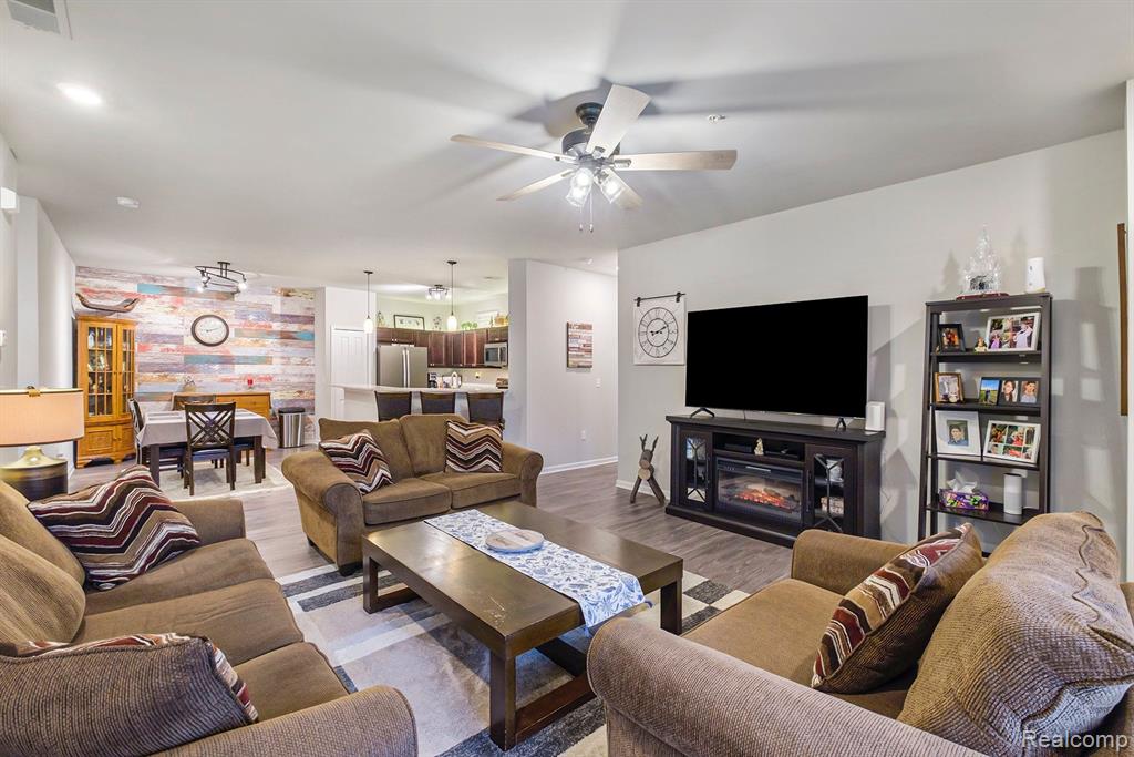 9904 RIDGE RUN Street, Howell, MI 48855 — Photo 7