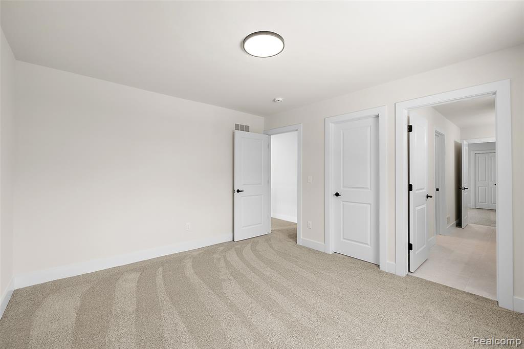 17824 Biscayne Drive, Macomb, MI 48042 — Photo 46