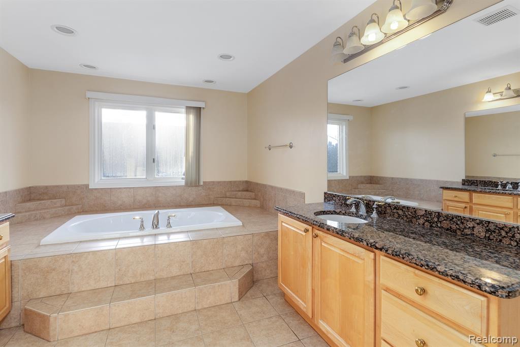 122 Sand Bar Lane, Detroit, MI 48214 — Photo 43