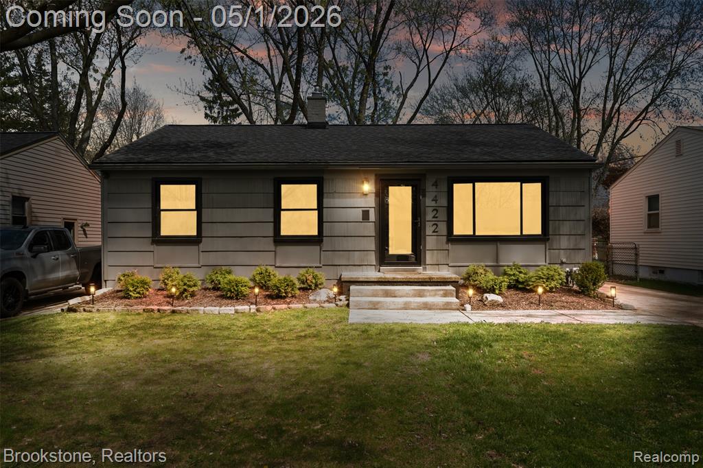 4422 THORNCROFT Avenue, Royal Oak, MI 48073 — Photo 32