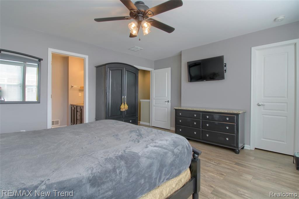 44509 Ellery Lane, Novi, MI 48377 — Photo 20