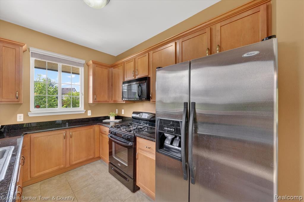 28294 Cottage Lane, New Hudson, MI 48165 — Photo 14