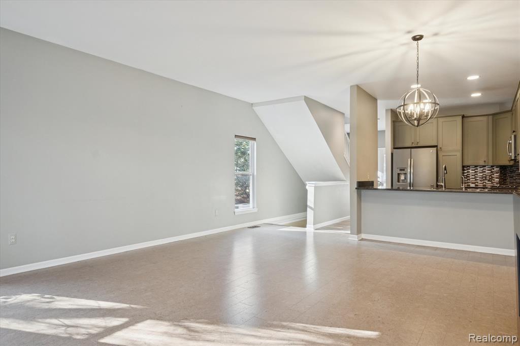 5585 Woodruff Shore Drive, Brighton, MI, 48116