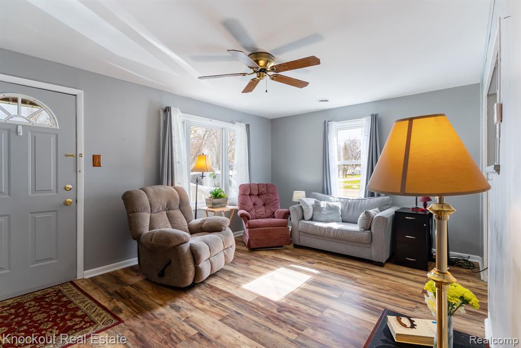 203 ATHLETIC Street, Otisville, MI 48463 — Photo 9