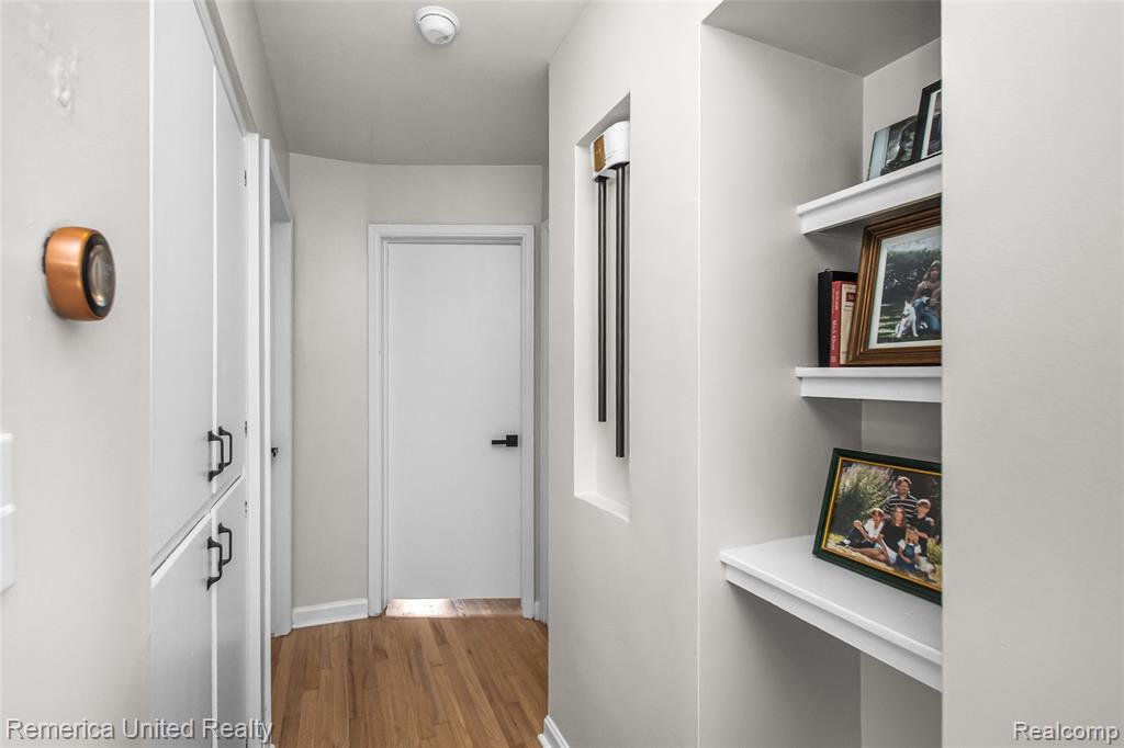 717 S Edgeworth Avenue, Royal Oak, MI 48067 — Photo 26
