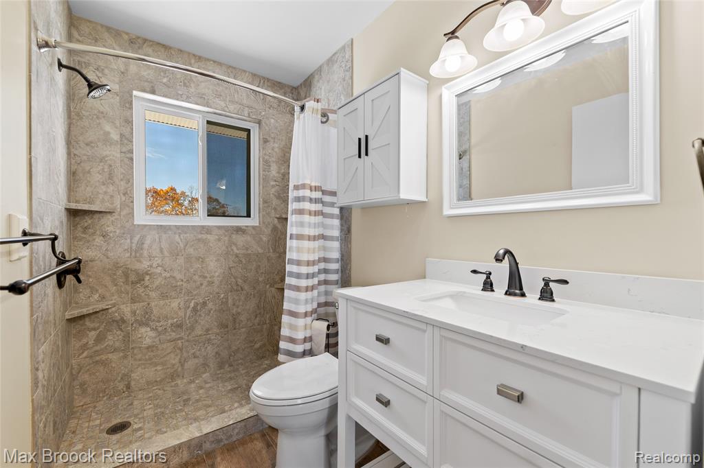 26902 Sandy Hill Court, 15, New Hudson, MI 48165 — Photo 18