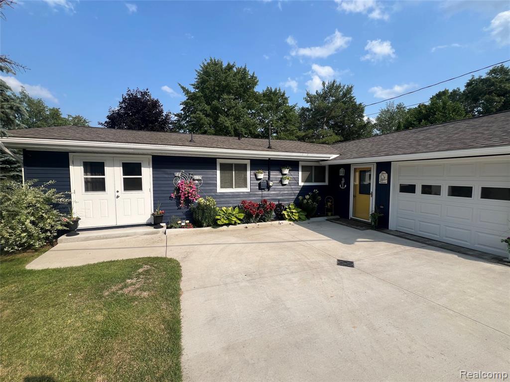 3301 W Huckleberry Trail, Farwell, MI 48622 — Photo 3
