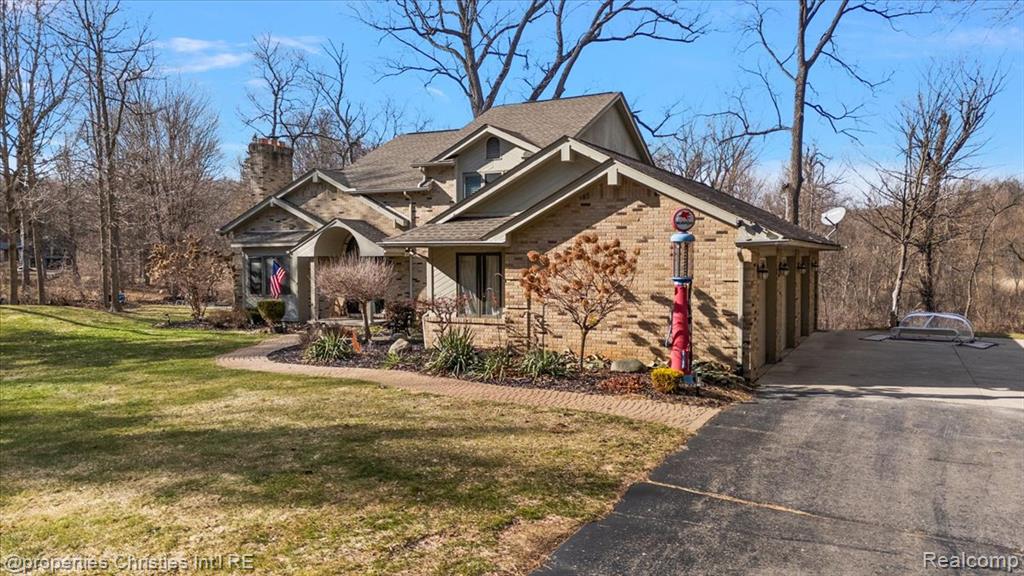 5160 Old Mill Road, Rochester, MI 48306 — Photo 16
