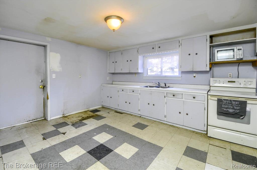4519 RATHBUN Road, Birch Run, MI 48415 — Photo 11