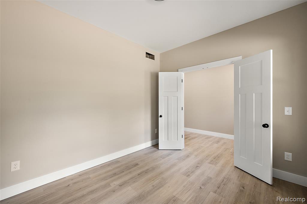 9355 Andersonville Road, Clarkston, MI — Photo 18