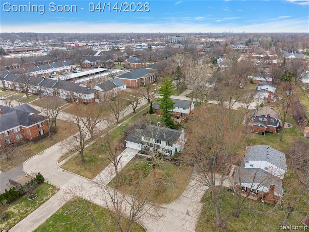 31251 Heath Court, Beverly Hills, MI 48025 — Photo 58