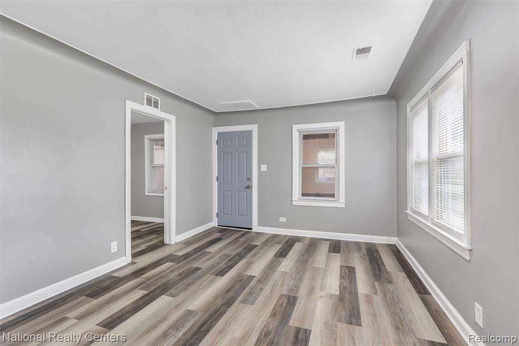 7528 Studebaker Avenue, Warren, MI 48091 — Photo 5