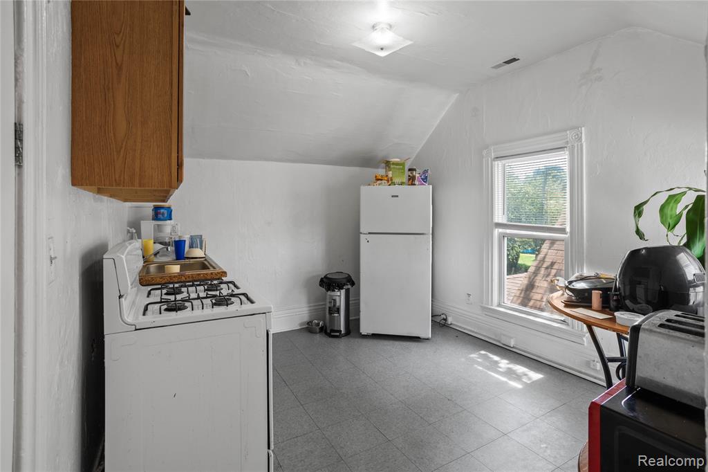 1012 8th Street, Port Huron, MI 48060 — Photo 15