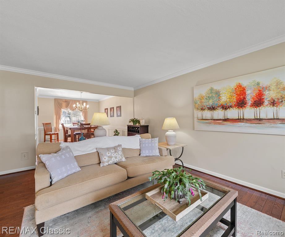 45597 HOLMES Drive, Canton, MI 48187 — Photo 8