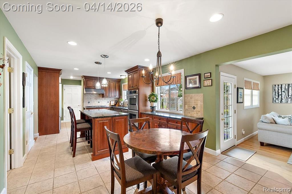 31251 Heath Court, Beverly Hills, MI 48025 — Photo 14