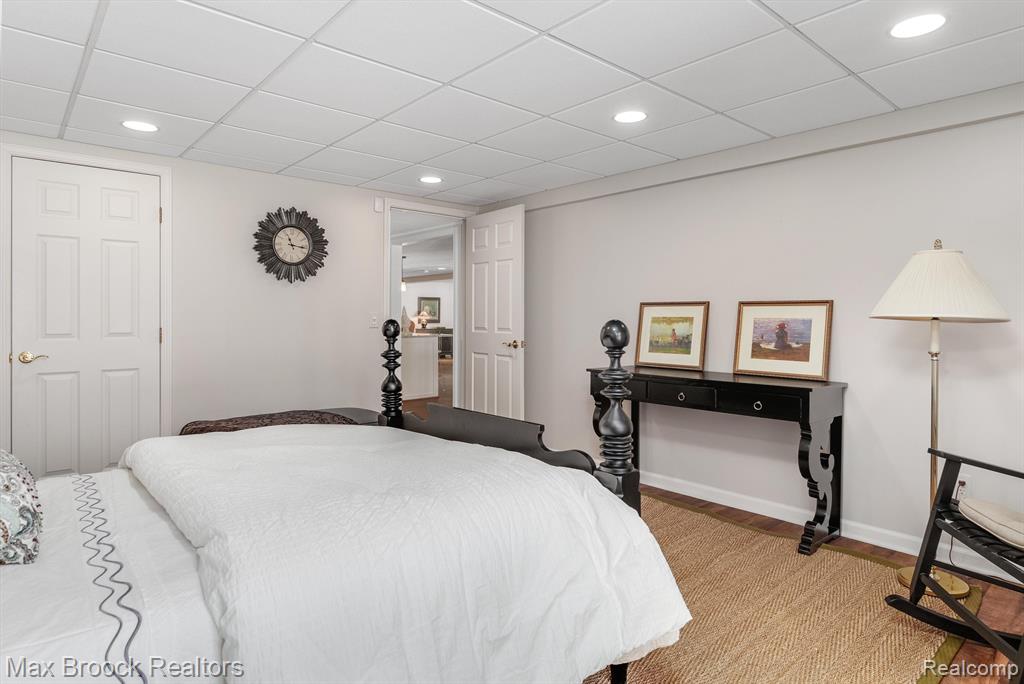 684 Deauville Lane, Bloomfield Hills, MI 48304 — Photo 45