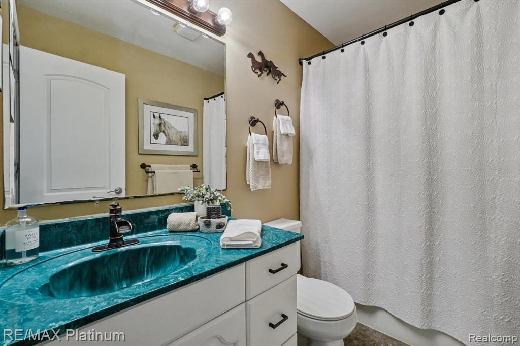 8566 Meyers Lane, Pinckney, MI 48169 — Photo 17