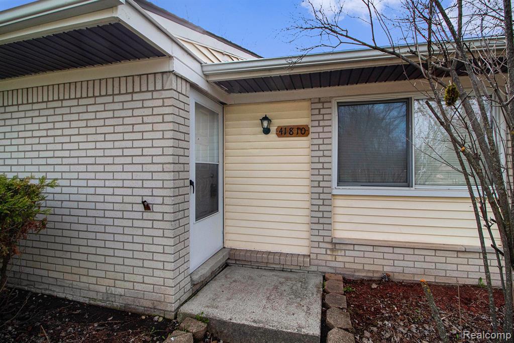 41810 PIERCE Street, Van Buren, MI 48111 — Photo 7