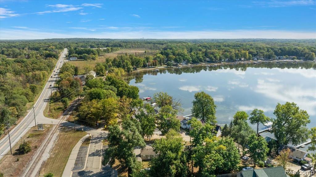 5155 Girard Drive, Pinckney, MI 48169 — Photo 4