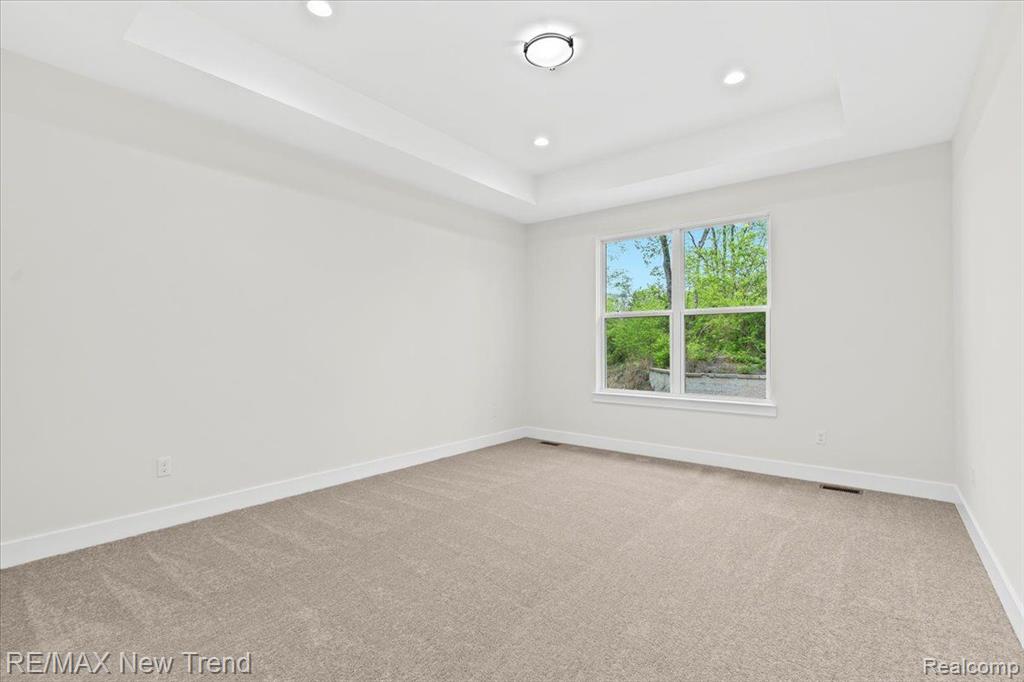 7825 Trailside Court, West Bloomfield, MI 48323 — Photo 14