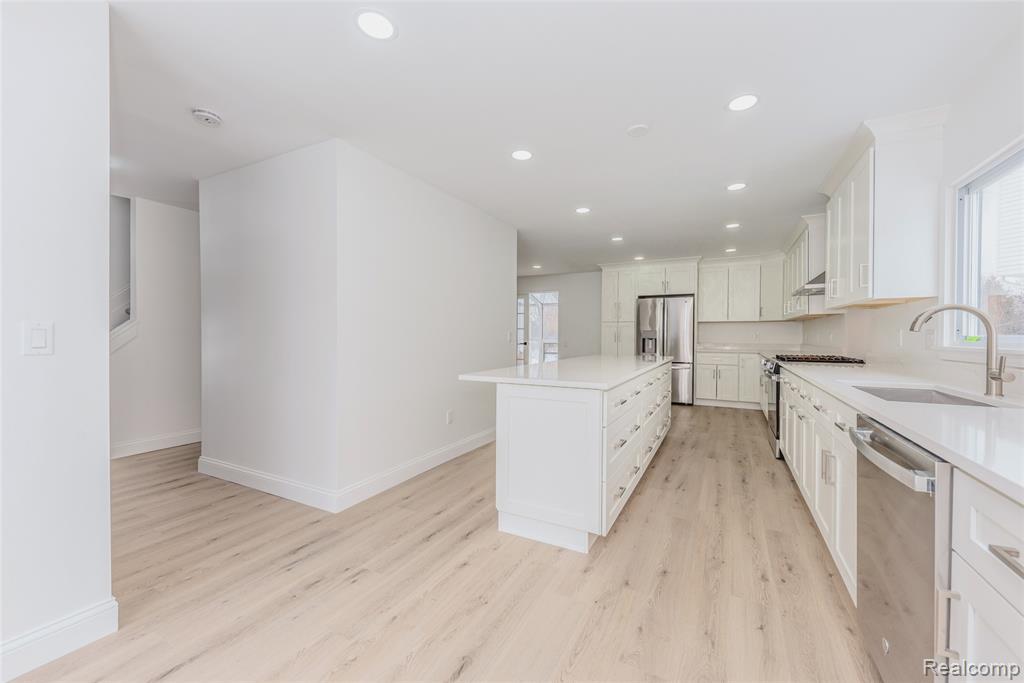 5590 Bayswater Road, West Bloomfield, MI — Photo 10