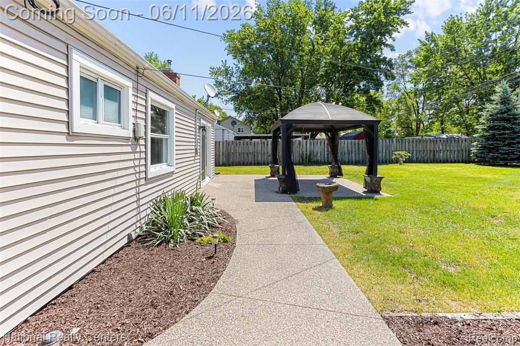 5191 Lynsue Lane, Waterford, MI 48327 — Photo 28