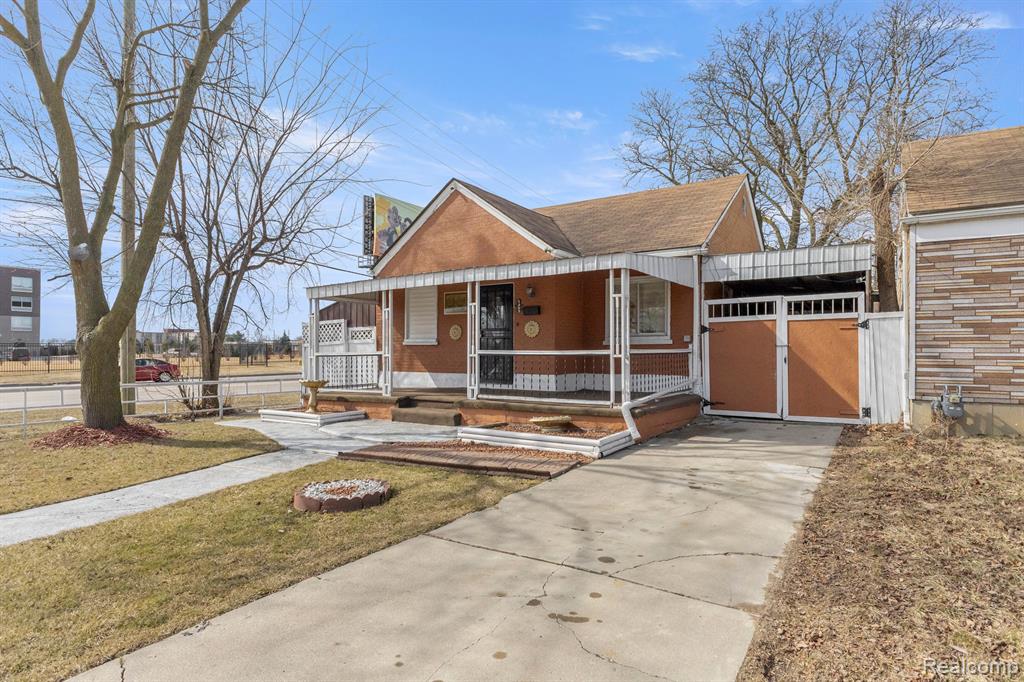 6305 ARCHDALE Street, Detroit, MI 48228 — Photo 2
