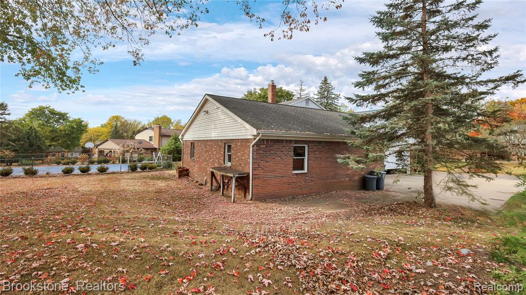 5205 Glengate Road, Rochester, MI 48306 — Photo 28