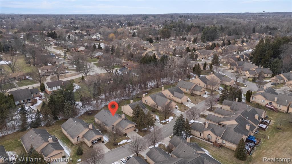 35173 Knollwood Lane, Farmington, MI 48335 — Photo 58