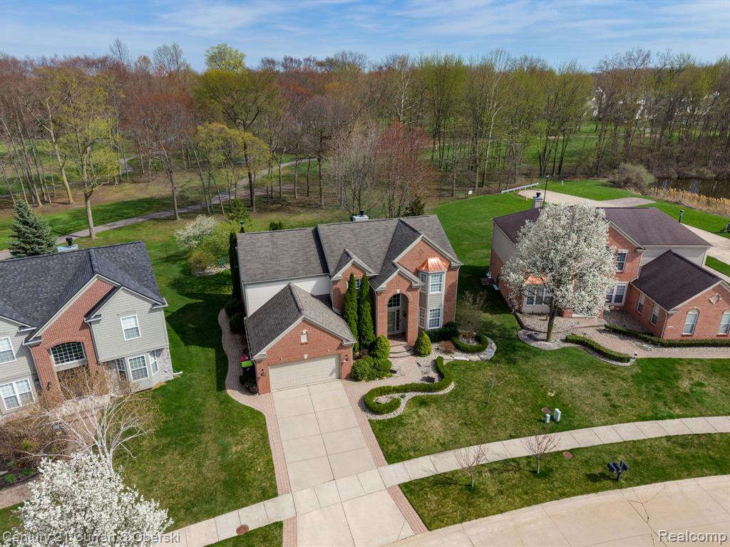 48742 Tanglewood Drive, Macomb, MI 48044 — Photo 4