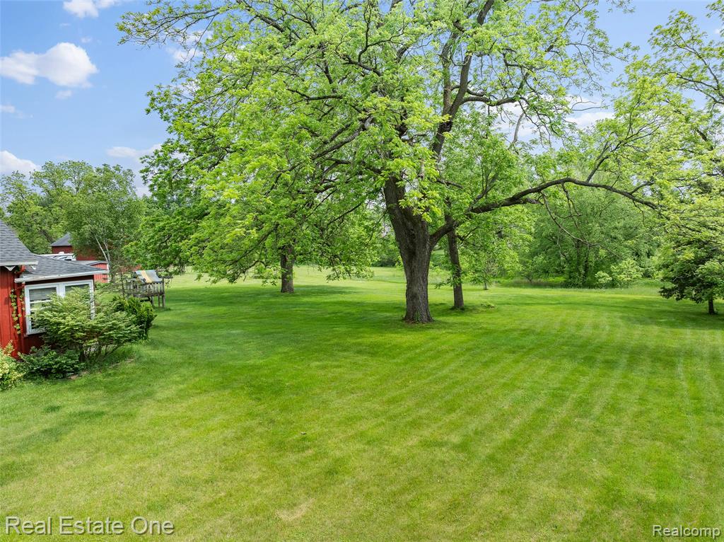 4730 Golf Club Road, Howell, MI 48843 — Photo 27