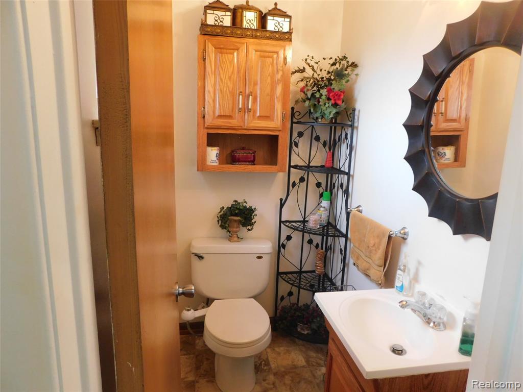 8263 Linda Street, Warren, MI 48093 — Photo 19