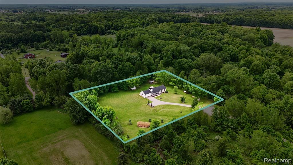 9565 Crofoot Road, Fowlerville, MI 48836 — Photo 56